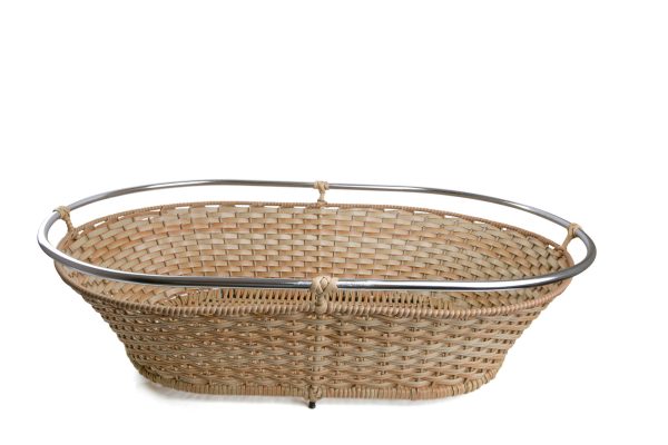 Cesta em vime sintético oval com borda cromada