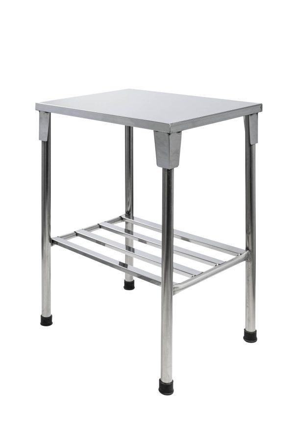Mesa em inox com tubo redondo e estrado