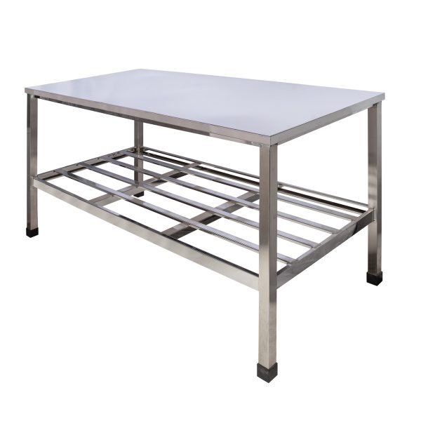 Mesa em inox reforçada com tubo quadrado e estrado